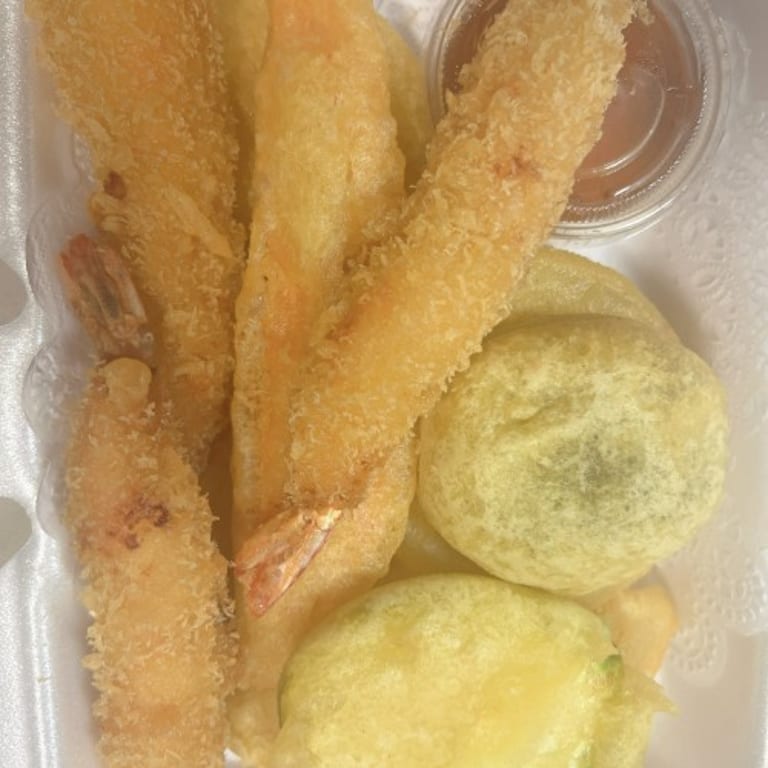 Delicious Tempura: Japanese Cuisine's Crispy Delight