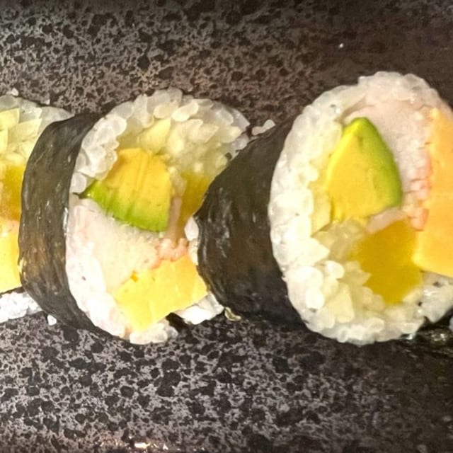 Futomaki Roll.