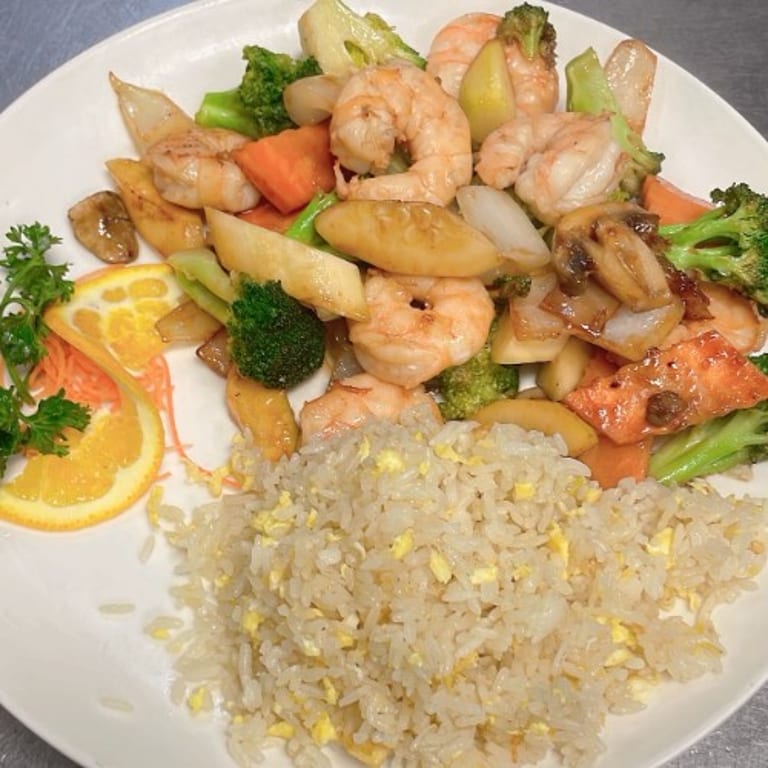 Explore Our Noodle Restaurant