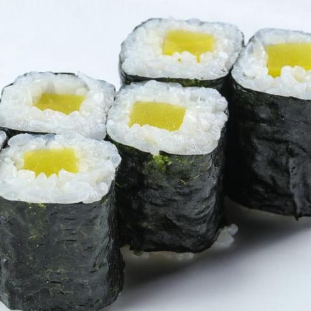 Oshinko Roll.